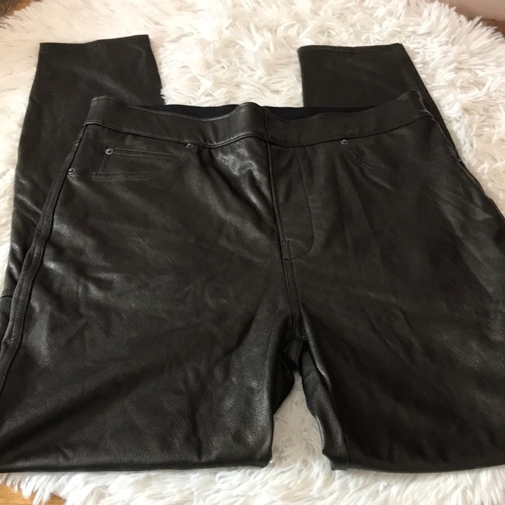 SPANX Faux Leather Legging